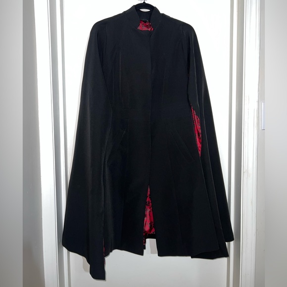 Torrid Retro Chic Cape Coat Size 00 - M/L - 10 - Picture 6 of 9